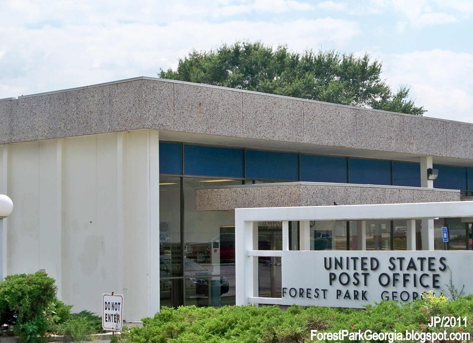 FOREST PARK Clayton County Restaurant Attorney Bank Dr.Hospital