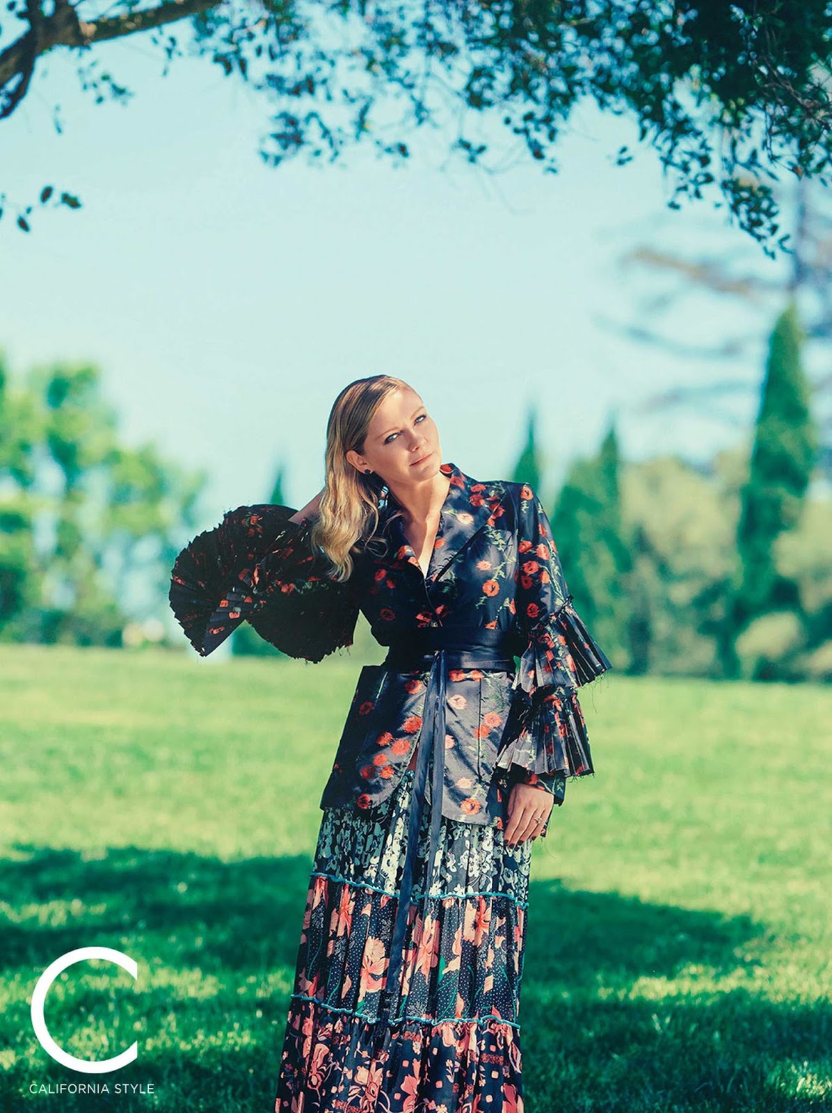 Kirsten Dunst poses for C California Style October 2017