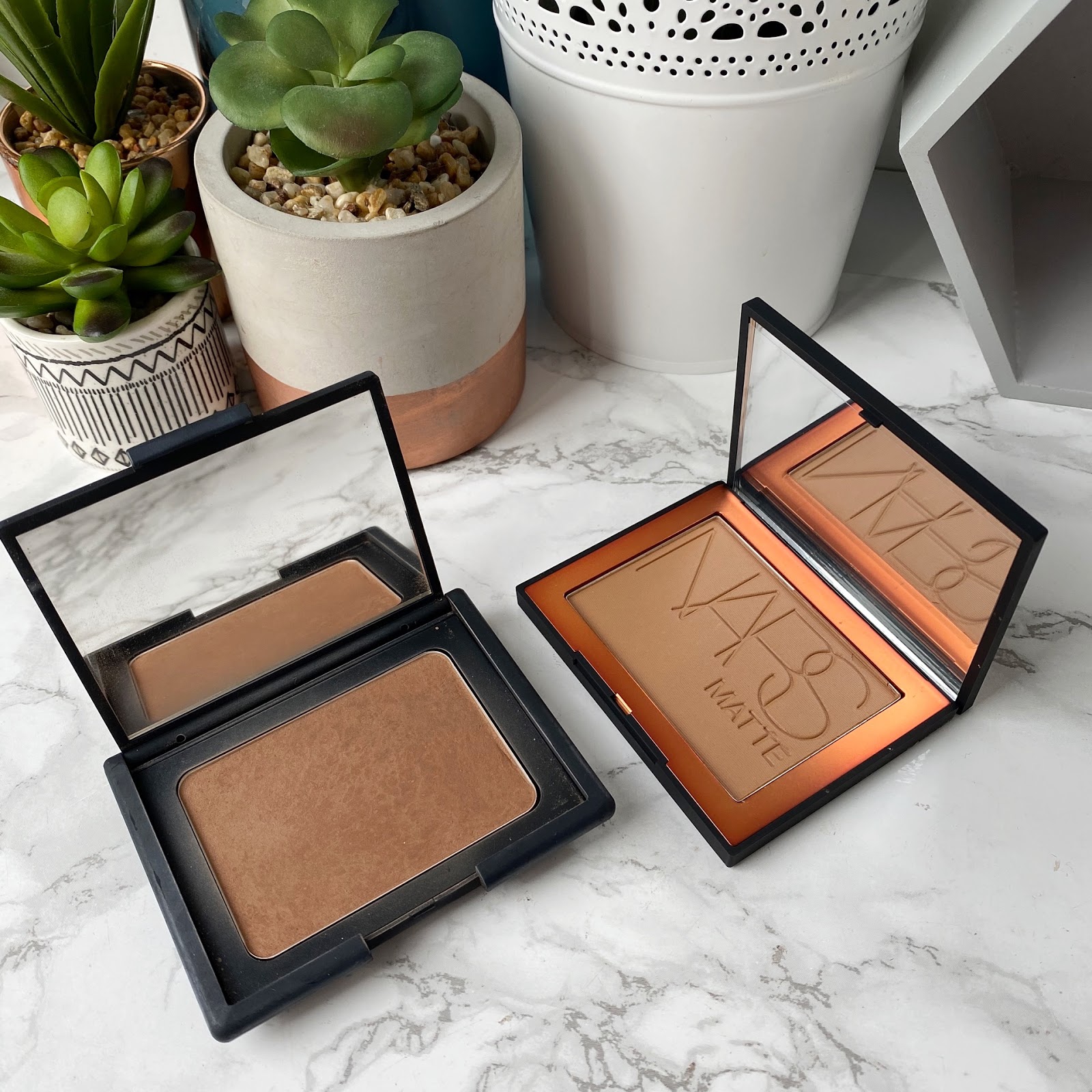 Stikke ud udstilling legeplads Makeup | NARS Laguna Bronzing Powder Original vs Matte | Danielle's Beauty  Blog