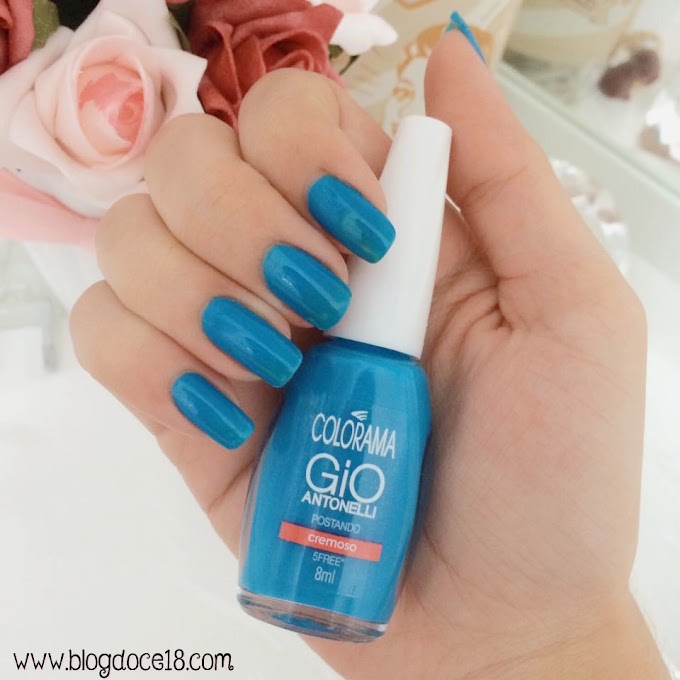 Unhas da Semana: Azul Postando