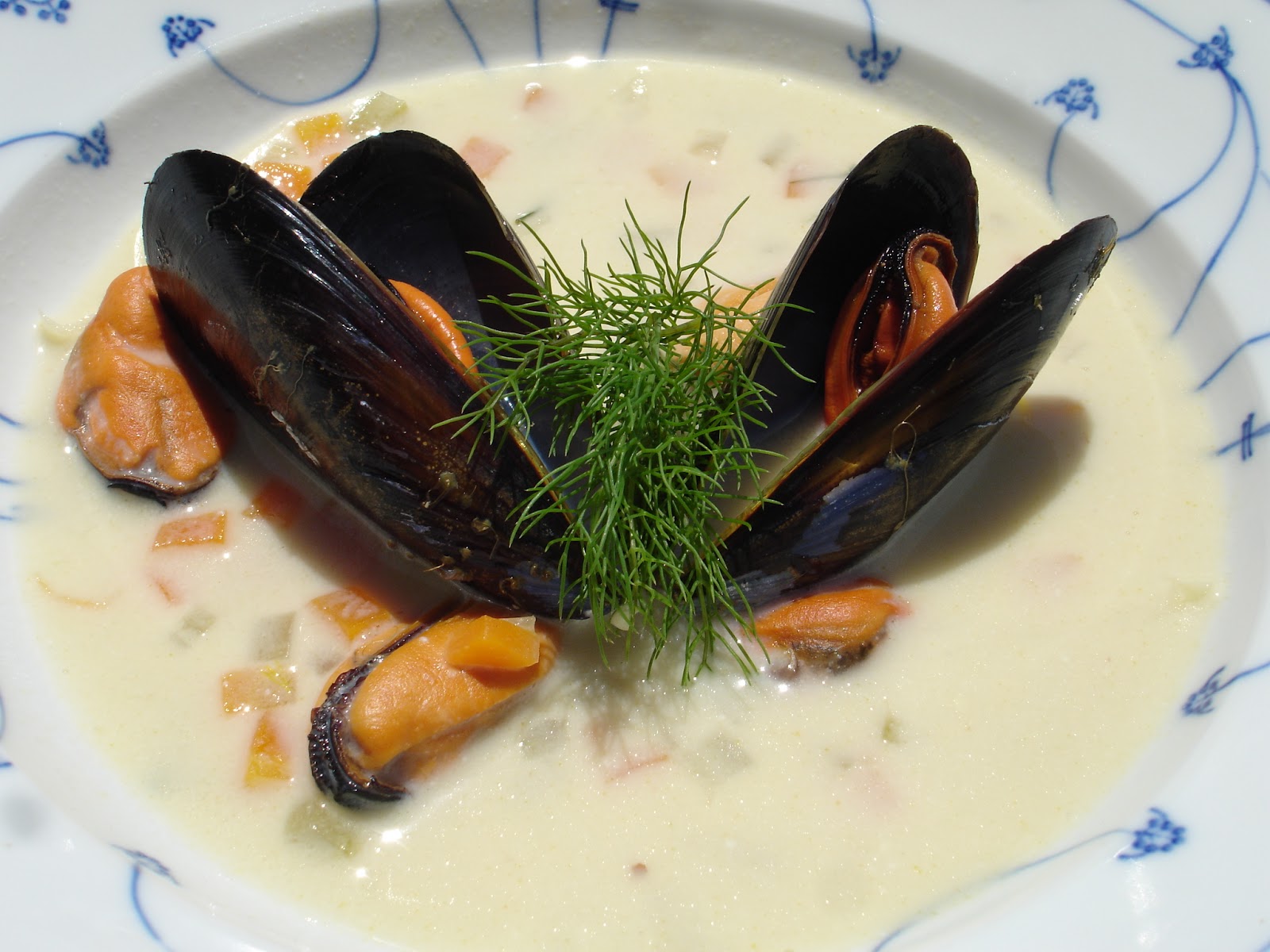 Kochbuch für Max und Moritz: Ausprobiert: Muschelsuppe mit Senf ...