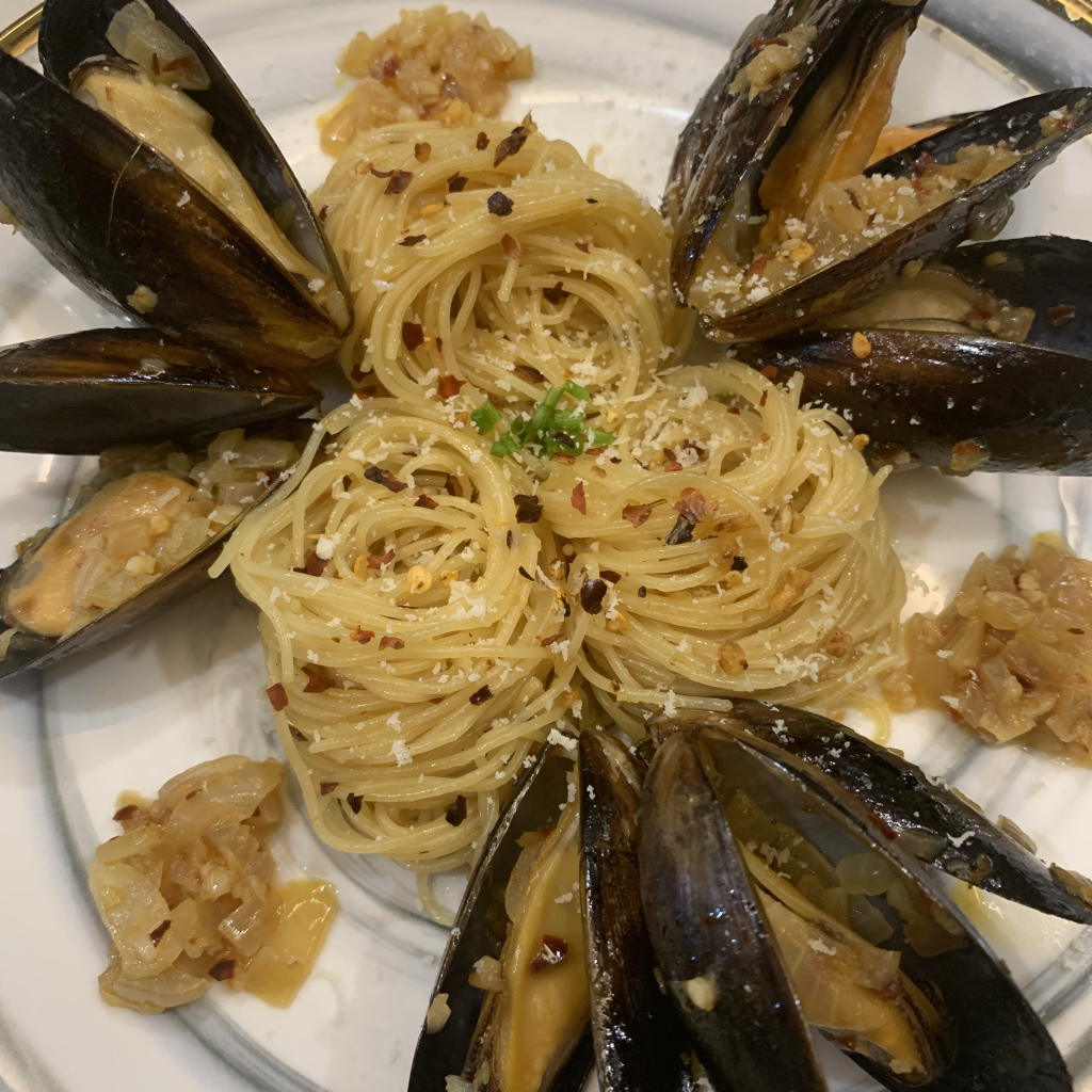 Jane NetworkLife is art, your life is your masterpiece. Mussels