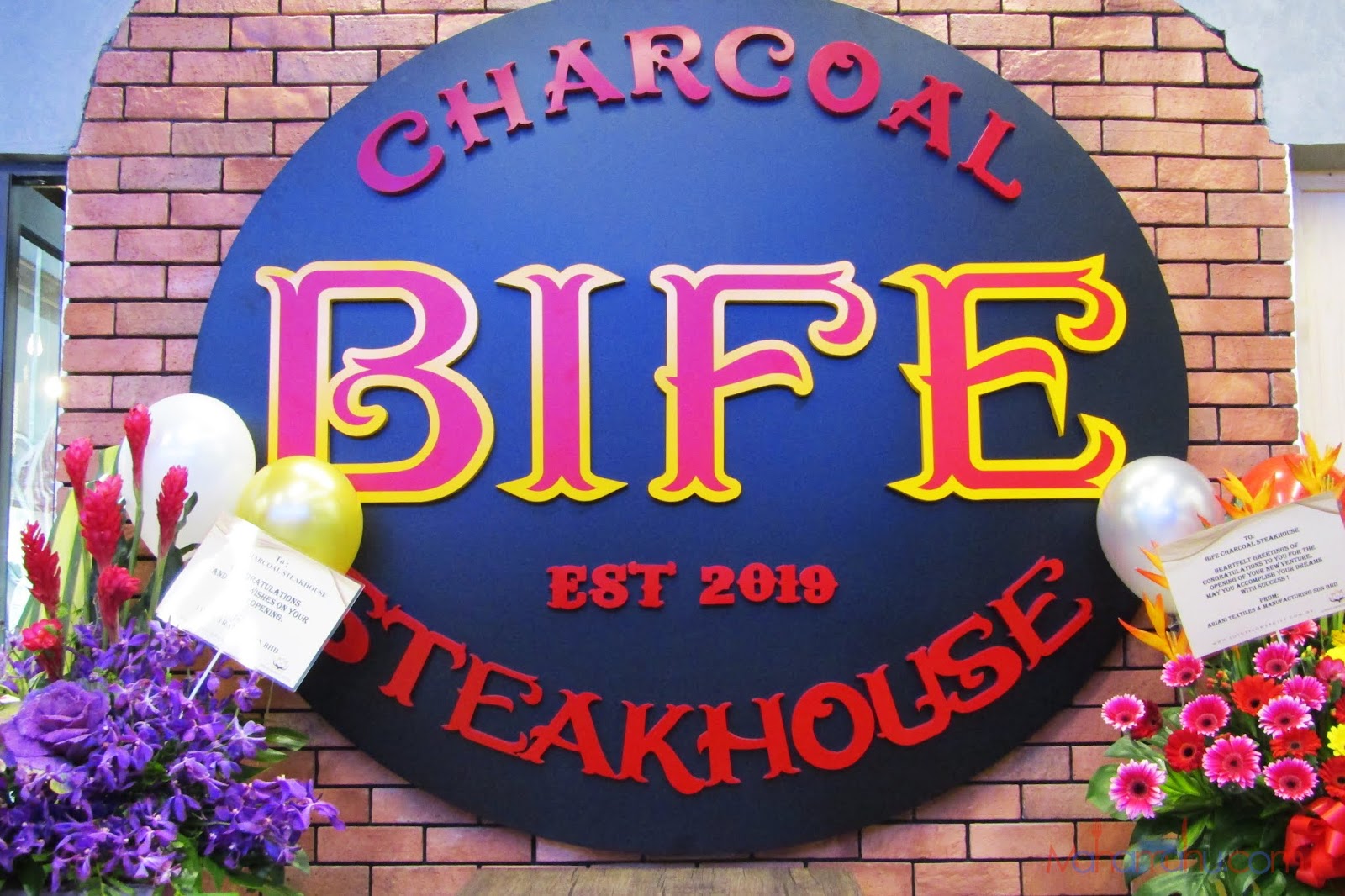 BIFE Charcoal Steakhouse Menyajikan Steak Daging Premium Terbaik Di