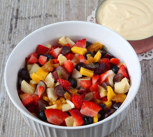 Fresh Fruit Custard/ Fruit Salad with Custard Sauce