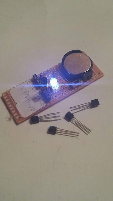 Simple Transistors Tester