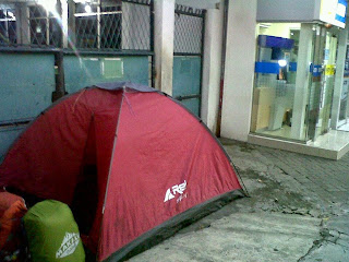 Mendirikan Tenda