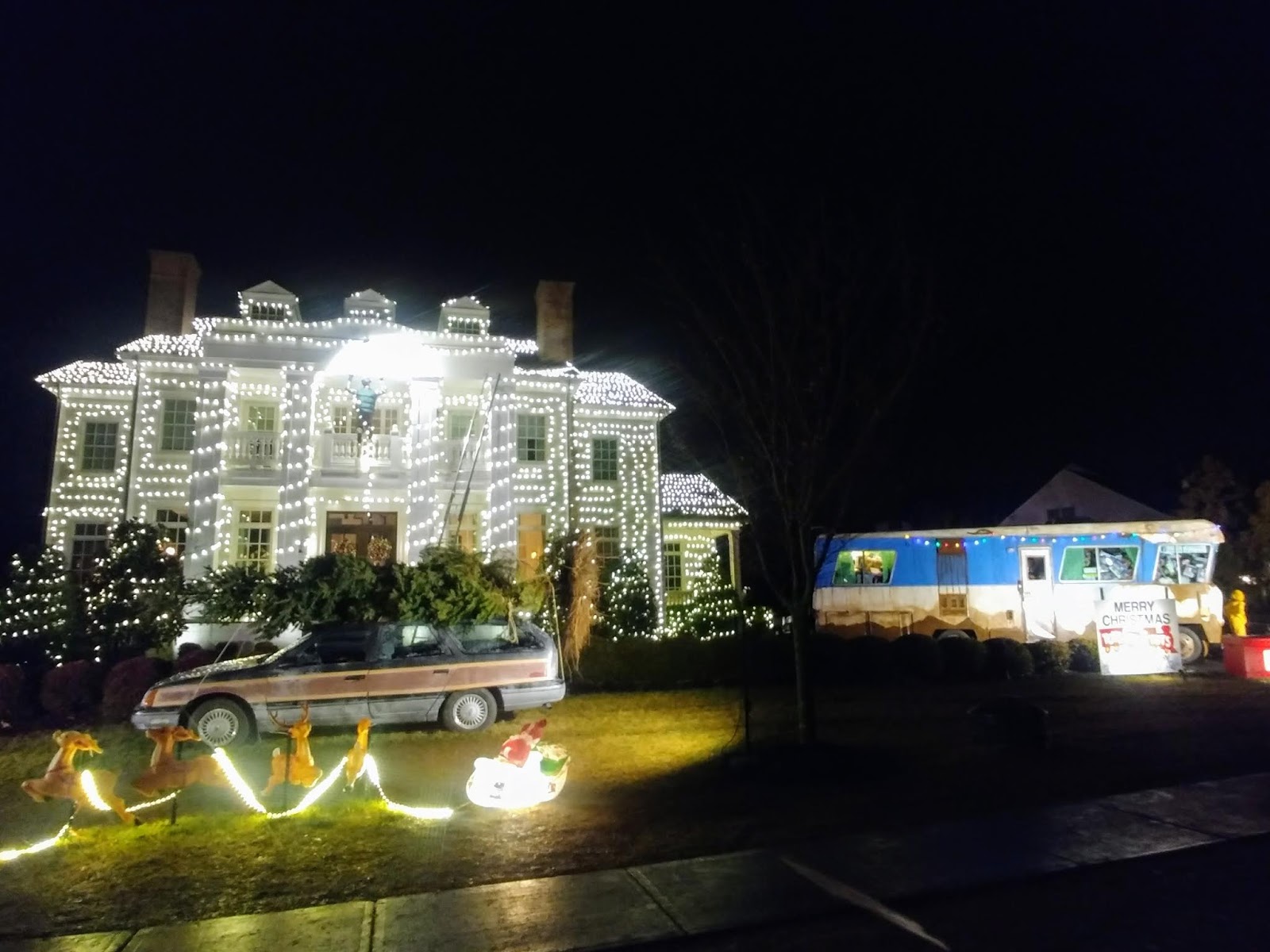 Another Mile Another Destination Blog: Christmas Vacation House ...