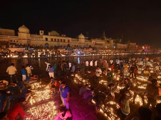 In the evening, 11,000 earthen lamps were lit in its part of the Ram temple