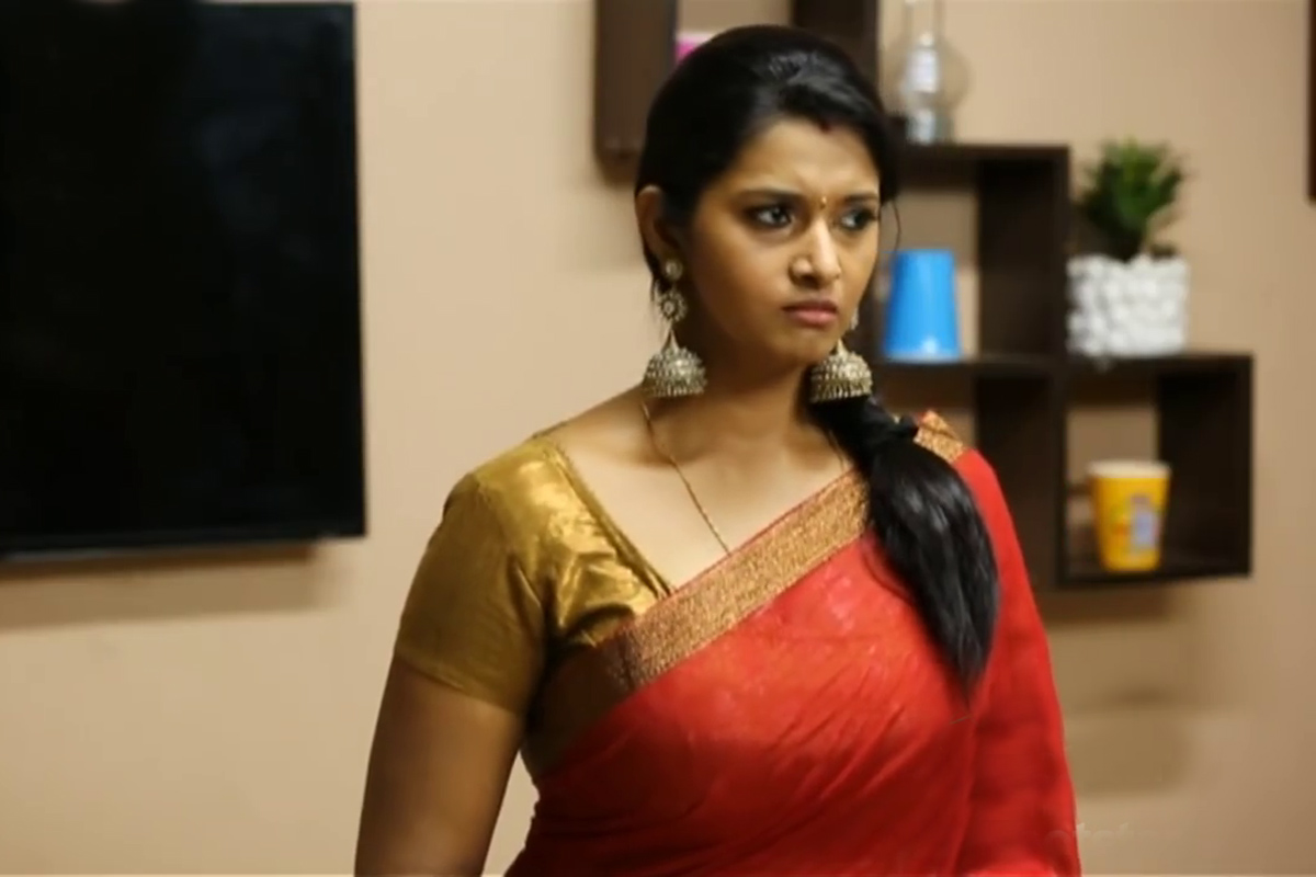 Priya Bhavani Shankar Sex Video - Priya Bhavani Shankar Hot In red Saree