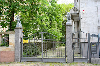 Eingang an der Villa Selter Eingang an der Villa Selter