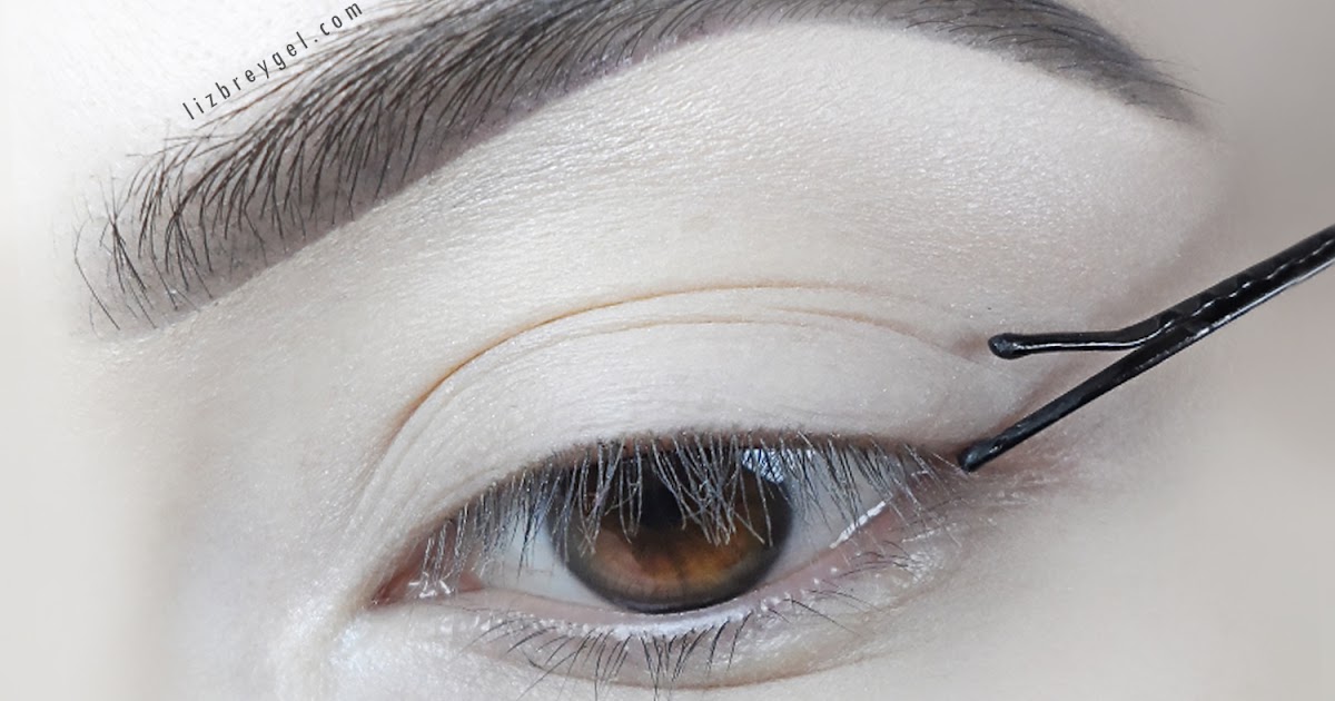 A Quick & Easy Bobby Pin Eyeliner Hack for Makeup Beginners January Girl