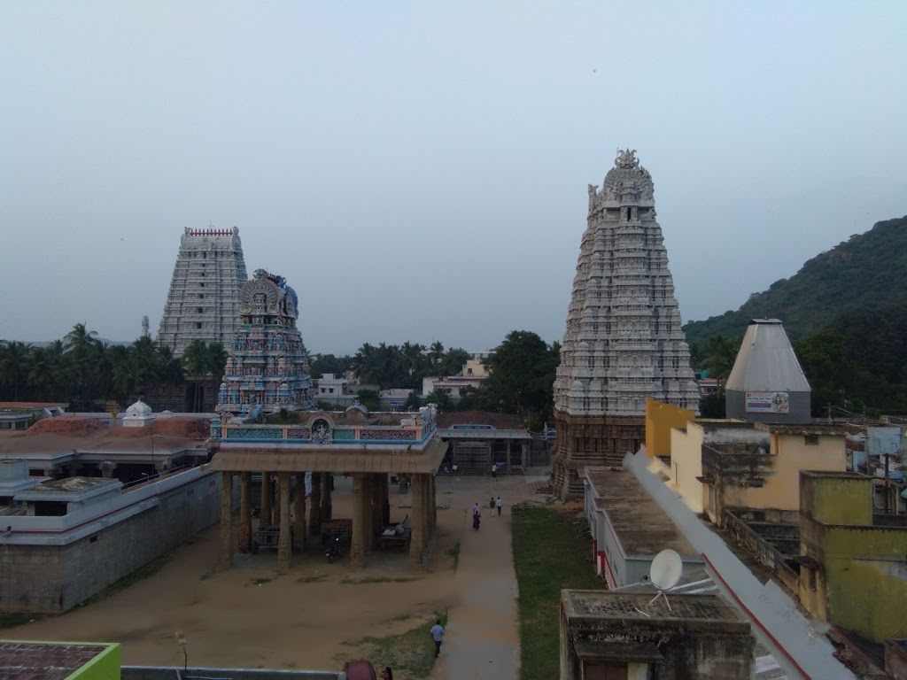 Tamilnadu Tourism: Vedagiriswarar Temple, Thirukalukundram, Chengalpattu