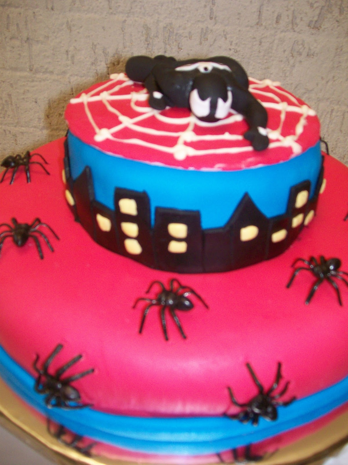 Edna Festas BOLO HOMEM ARANHA 2 PASTA AMERICANA