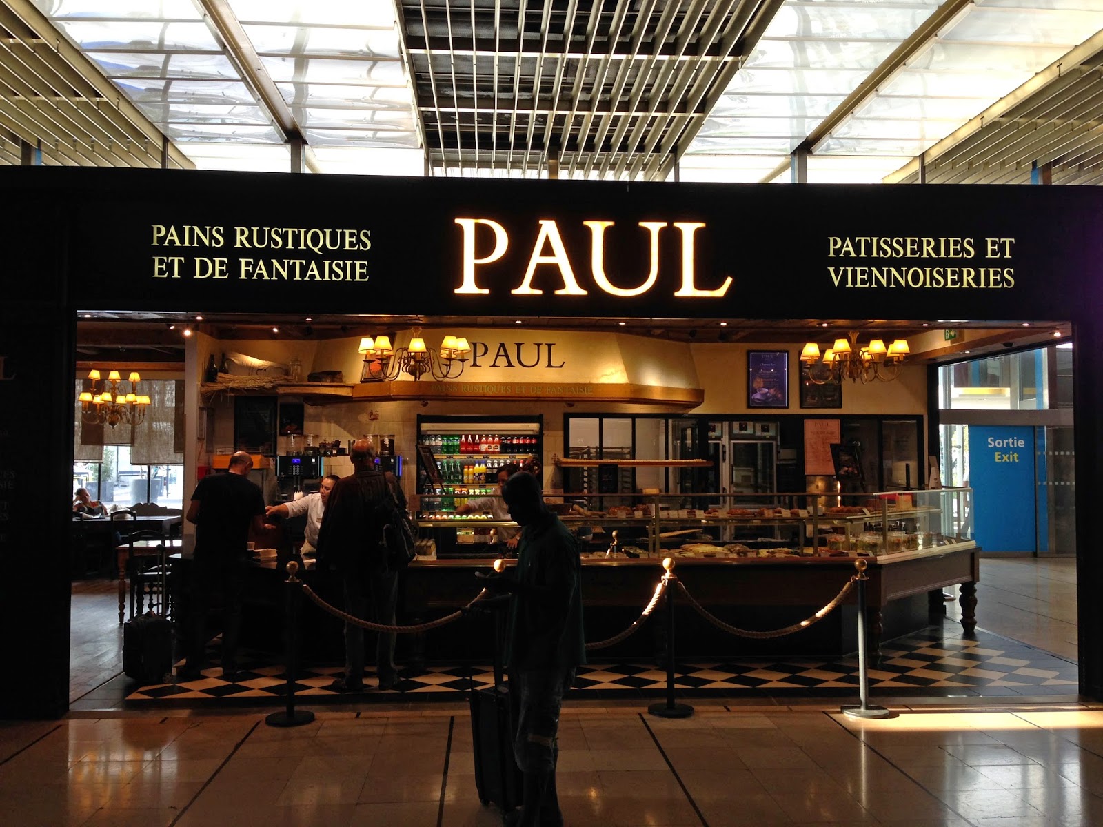 Paul Bakery (Paris, FRANCE) ★★★☆☆ A traveling foodie's gastronomic