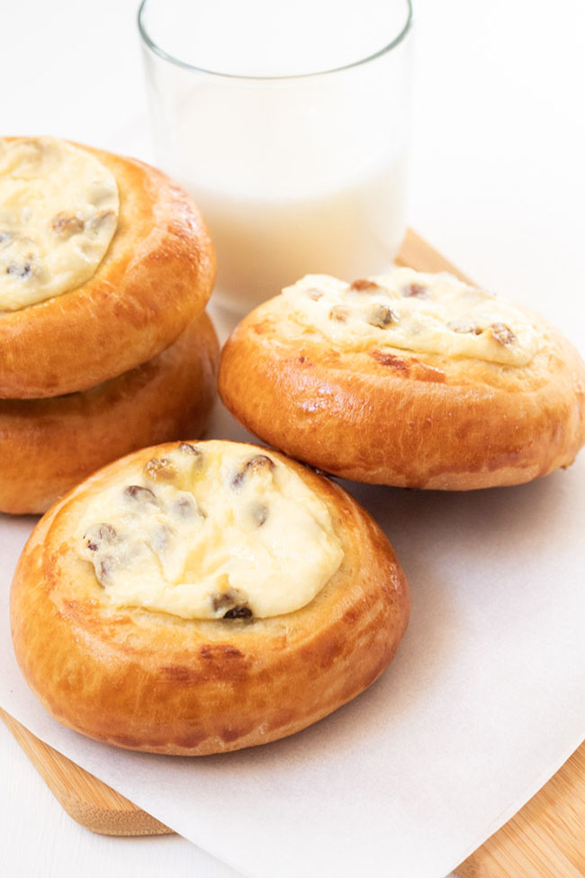 Russian Creamcheese Vatrushka Buns