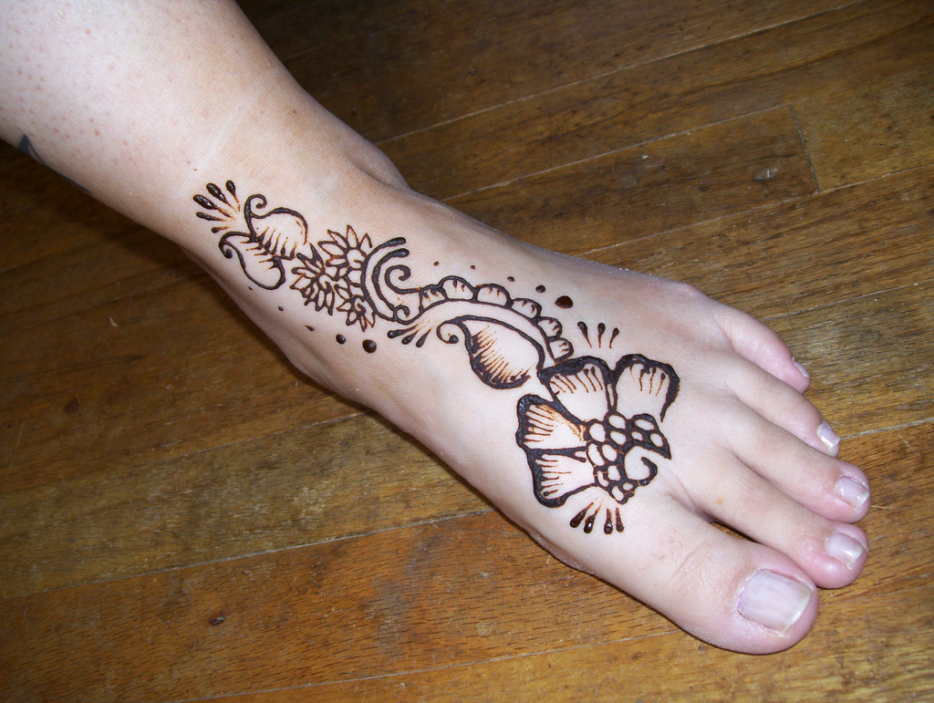 Latest Indian Sudani Pakistani Arabic Arabian Mehndi