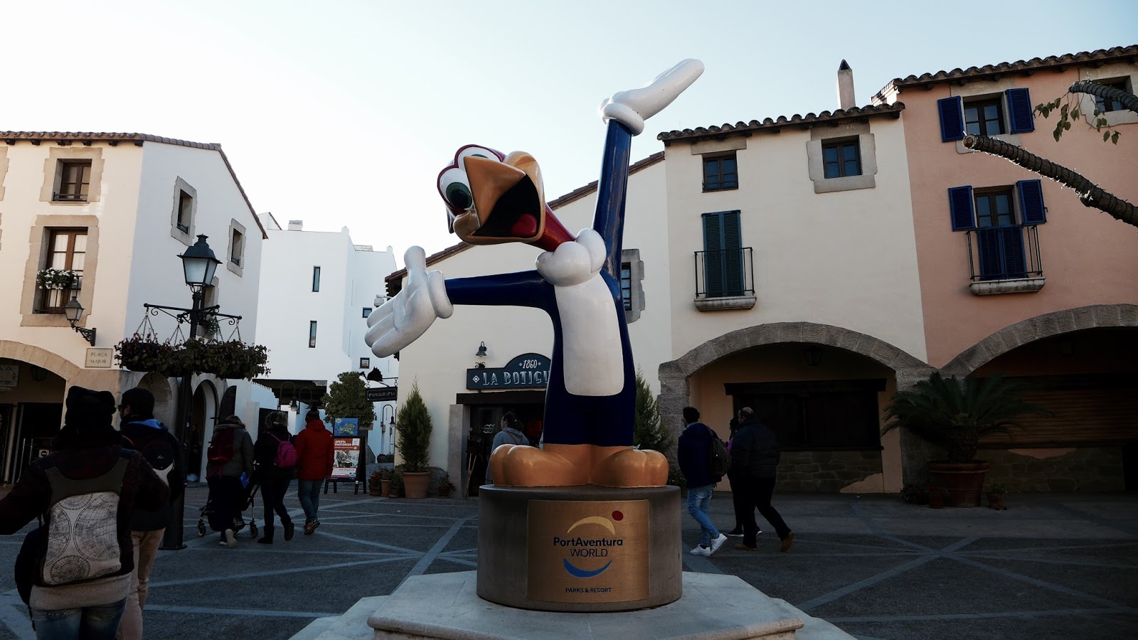 Attraction Review Portaventura Navidad Cupcakes And Coasters