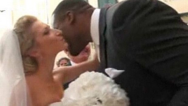 O γάμος του ΣΧΟΡΤΣΙΑΝΙΤΗ