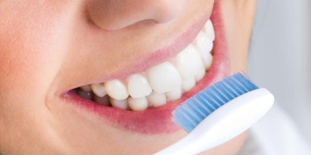 tips menjaga dan merawat kesehatan gigi