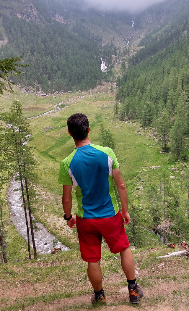 escursione ponte tibetano val di rabbi cascate di saent