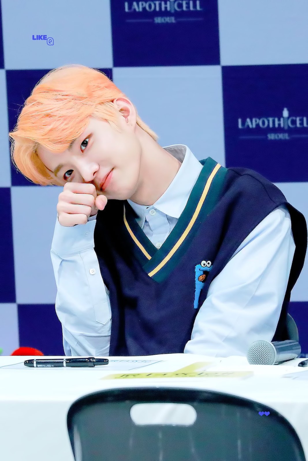 나랑 눈 마주치면 오늘부터 사귀는거다? | 인스티즈