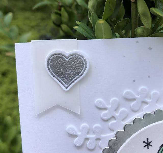 Das Herz habe ich silber embossed