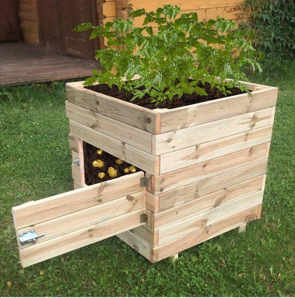 20+ #Creative #DIY #Wooden #Planters #For #Your #Amazing #Garden - 20