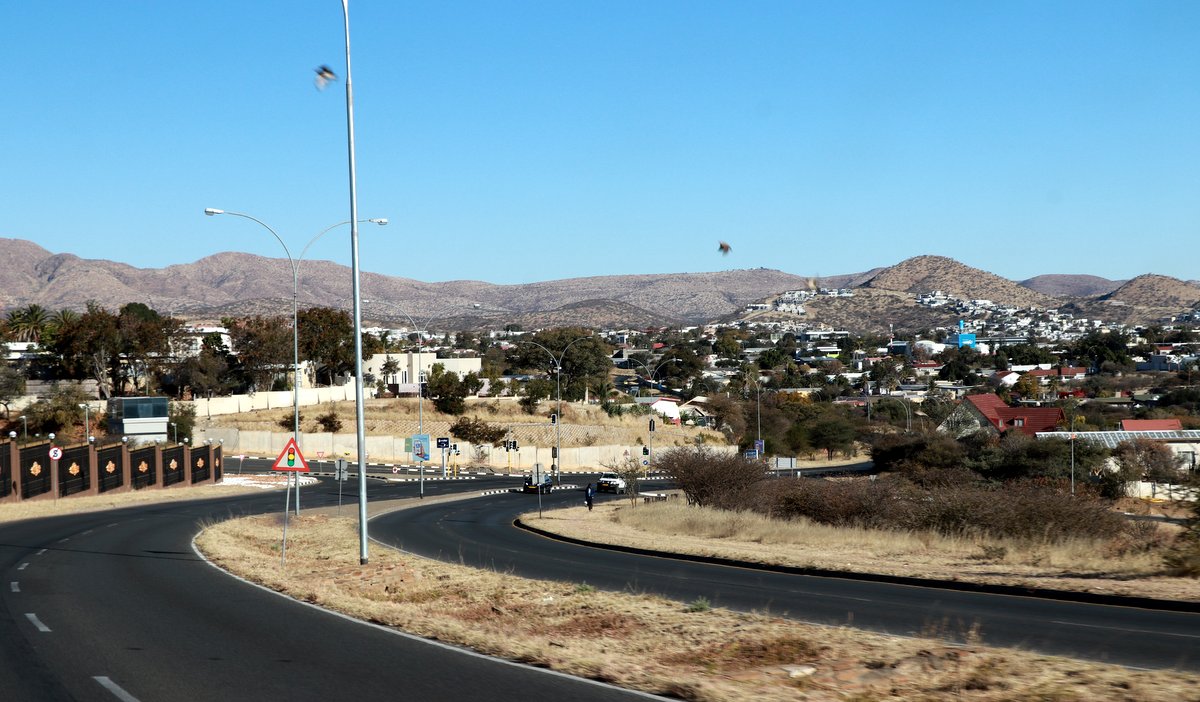 Вшестером по Намибии на джипах в пандемию