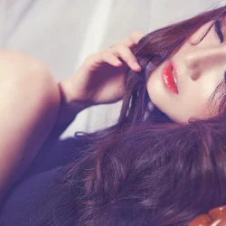 Han Ga Eun &ndash; Four Outfits Foto 51
