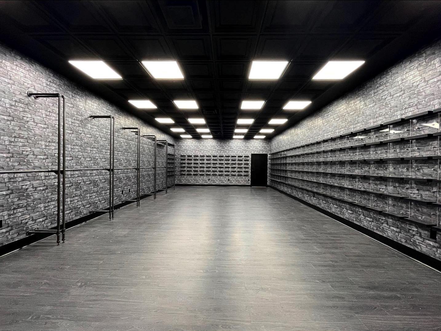 premium kicks retailer