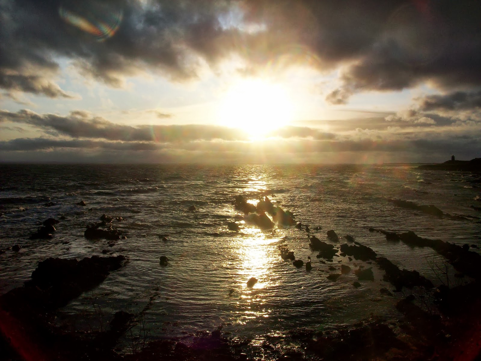 THE SCOTTISH CINQUE TERRE FIVE LANDS OR FIFE LANDS?