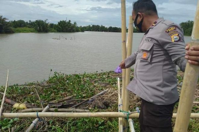 Penemuan Mayat Pria di Aliran Sungai Pallae Bone Gegerkan Warga