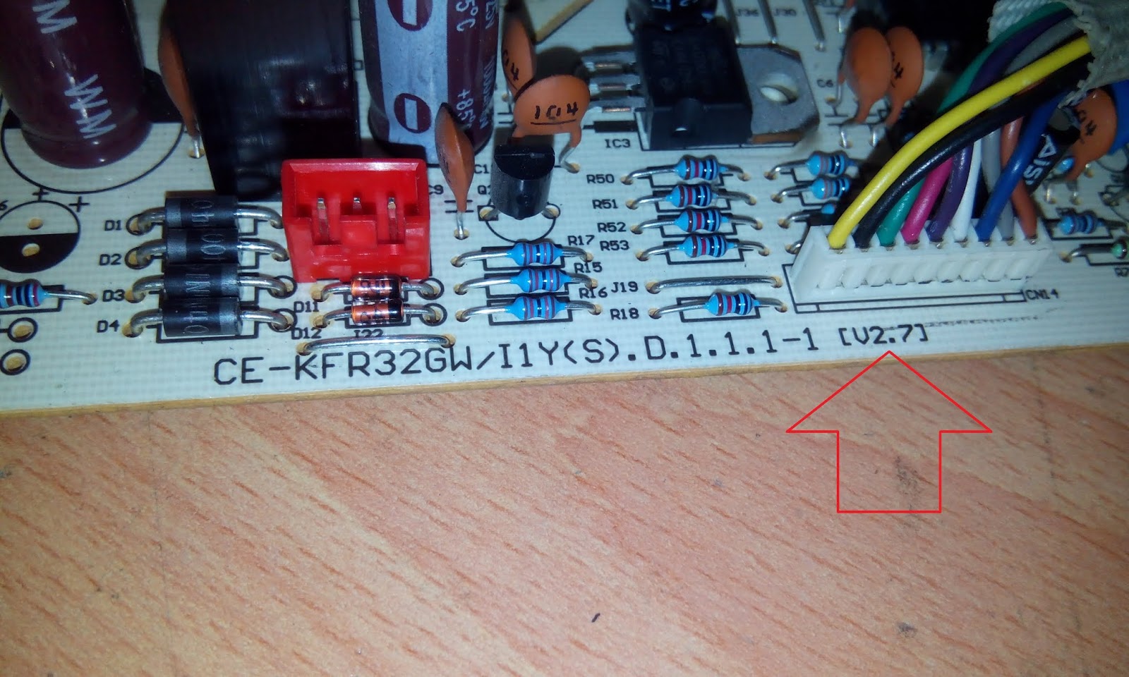 Life Begins at Forty Carrier aircon mainboard repair CEKFR32GW/I1Y(s)