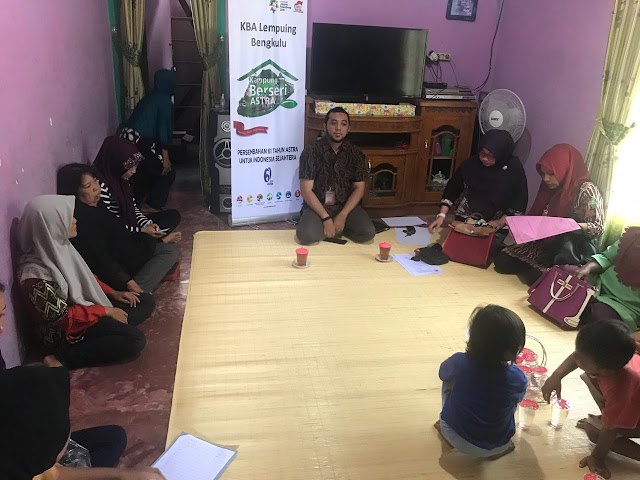 pendirian koperasi untuk membantu warga