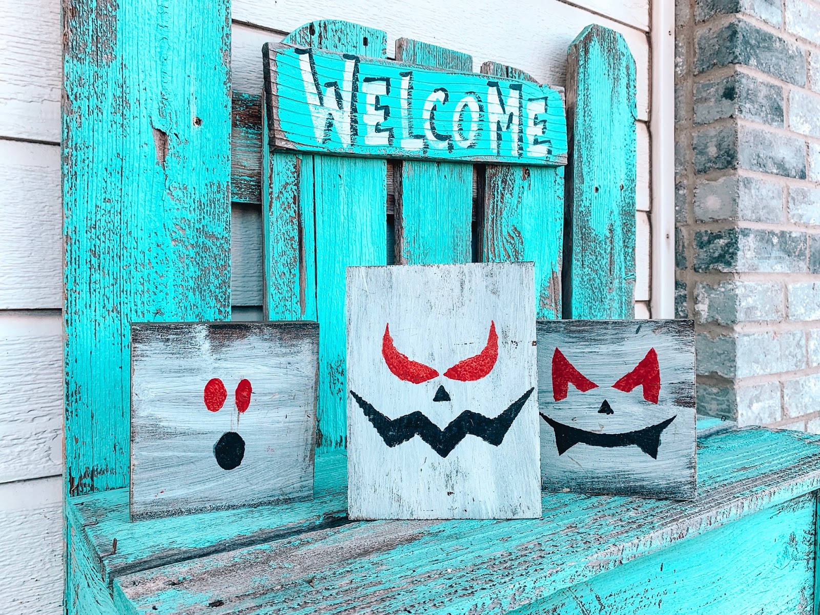 {Board and Brush // Make and Take} HALL AROUND TEXAS