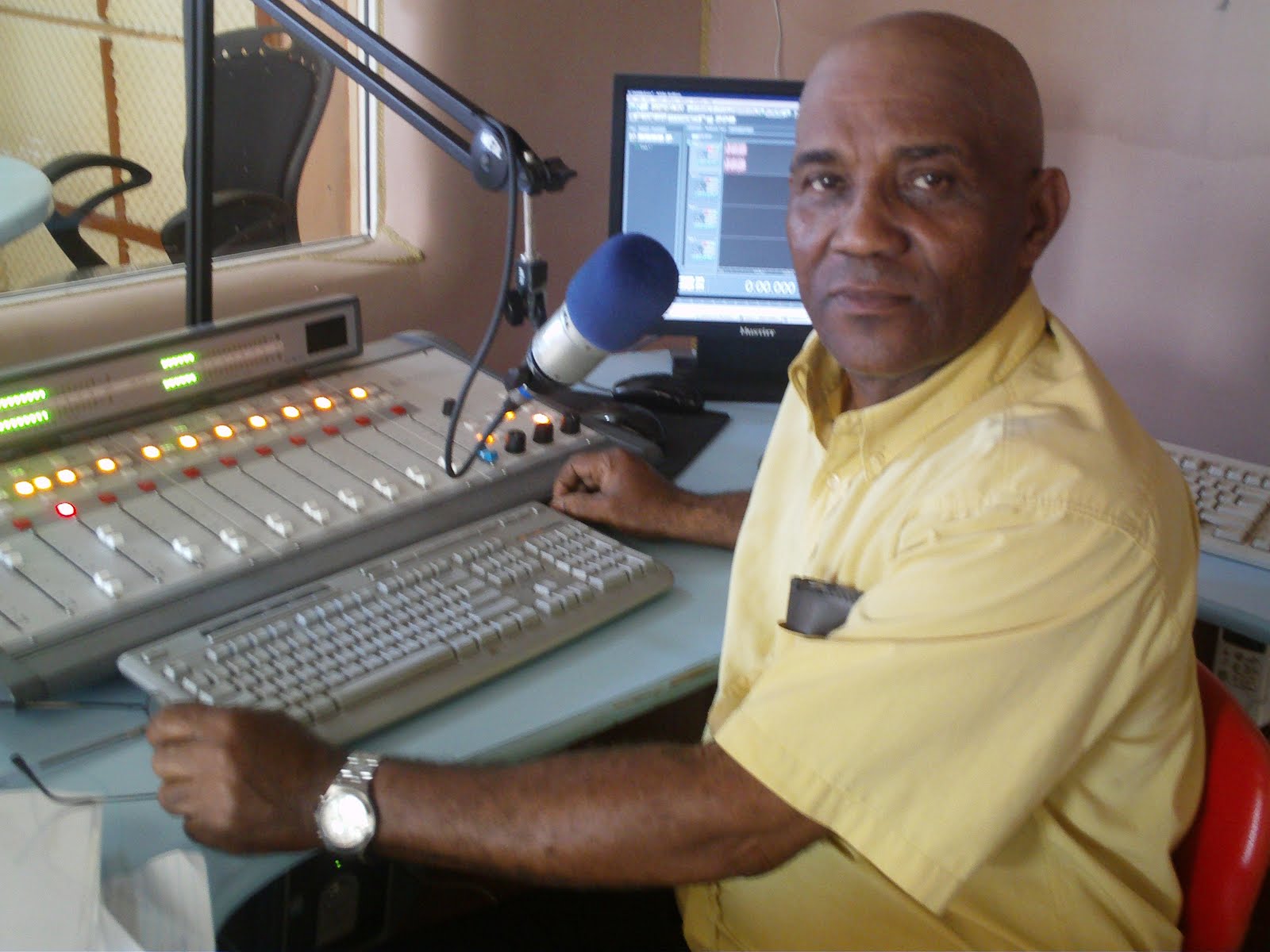 SENDA EN LAS NOTICIAS: Logros y retrocesos en los Locutores dominicanos.