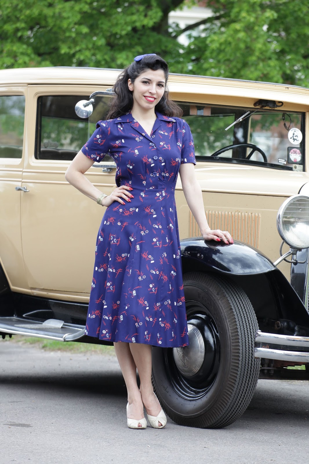 The Adventures of Miss Bamboo: Reproduction vintage 1940's Clothing and