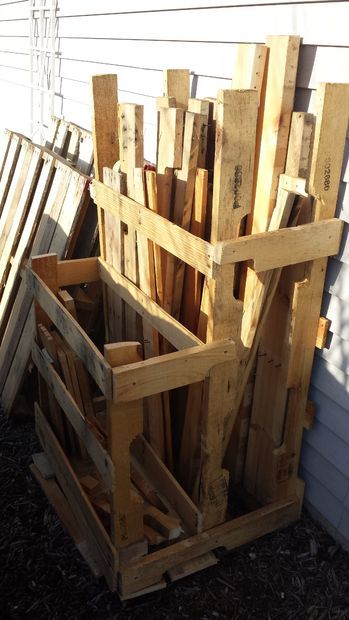 20 Scrap Wood Storage Holders You Can DIY