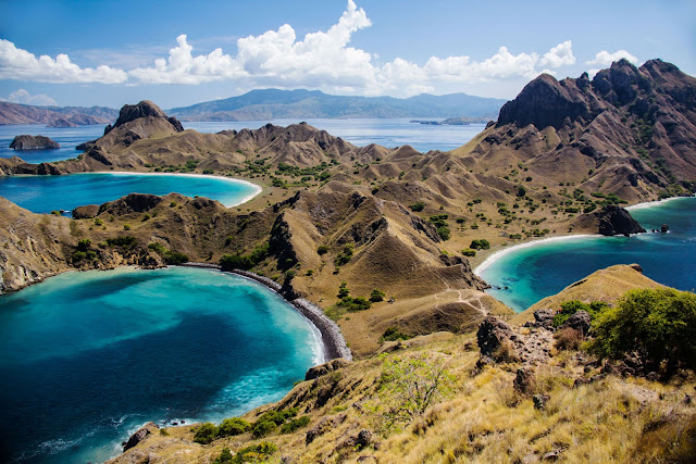 Come to Indonesia and challenge yourself with these hiking trails