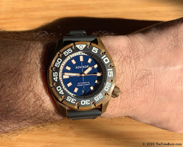 Advisor SUPA Diver bronze blue wrist shot