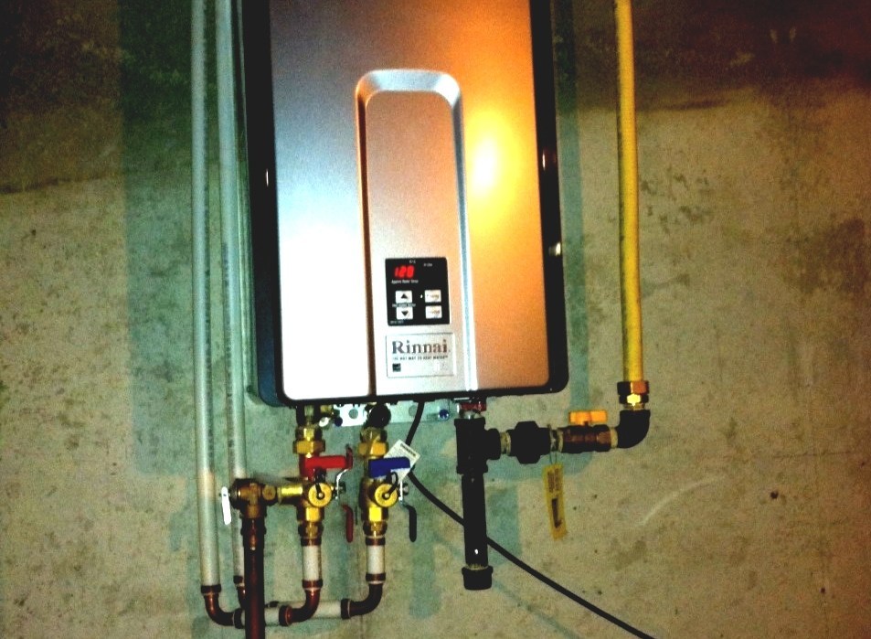 Rinnai R53 Tankless Water Heater
