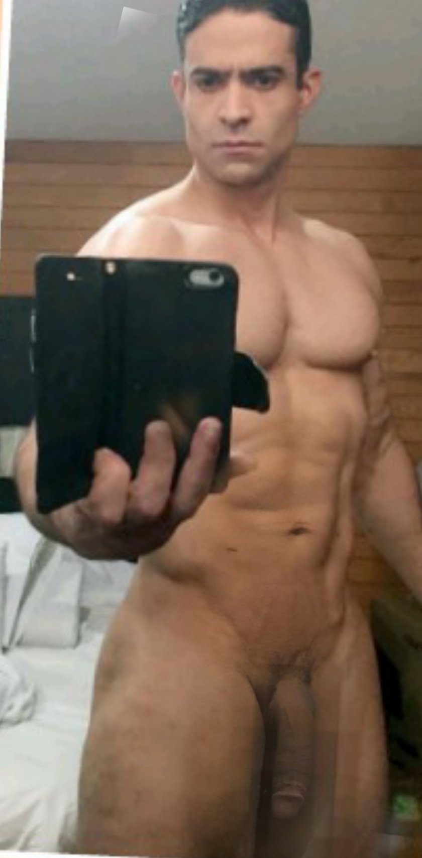 Se filtran nuevas fotos de Juan Vidal - Zona Gay