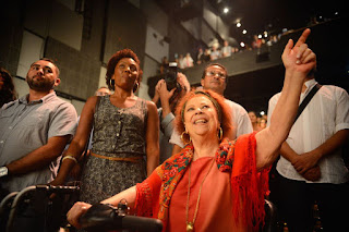 Beth Carvalho cantora e compositora morre aos 72 anos Beth Carvalho cantora e compositora morre aos 72 anos