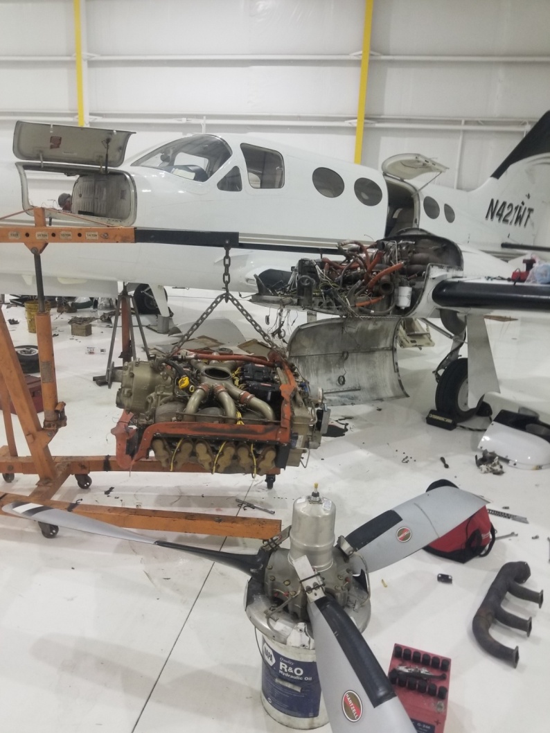 Kathryn's Report Cessna 421C Golden Eagle III, N421WT Incident