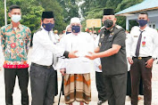 Pemerintah Kota (Pemko) Batam Bagikan Masker Dan Sanitizer