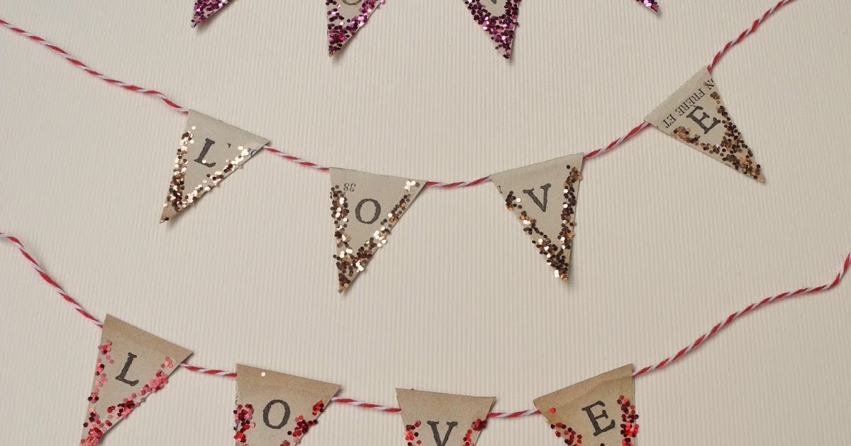 One Bunting Away: Mini Buntings for Valentine's day