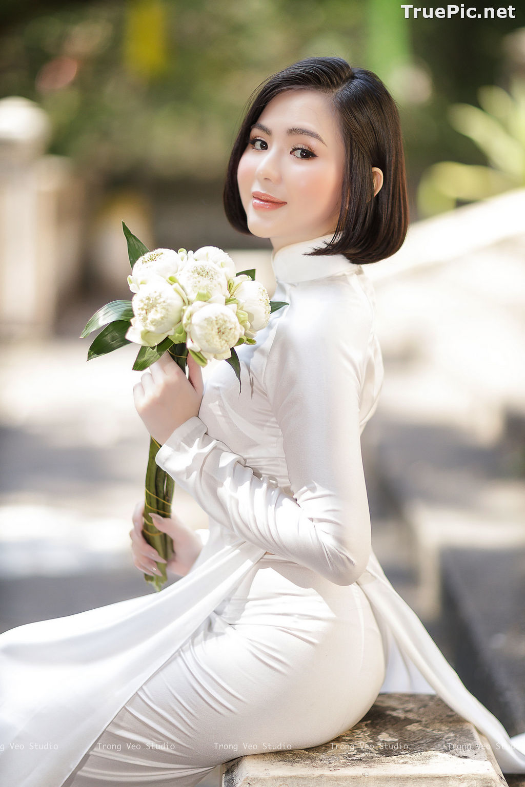 Image The Beauty of Vietnamese Girls with Traditional Dress (Ao Dai) #2 - TruePic.net - Picture-79