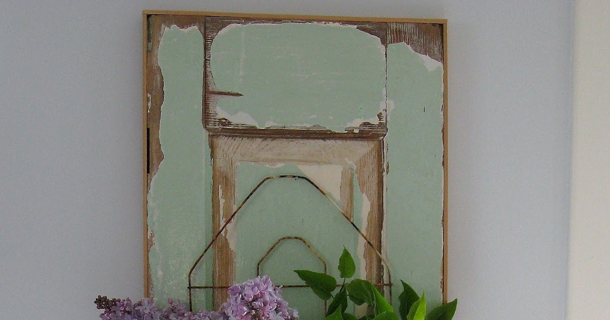 four corners design little white boxes