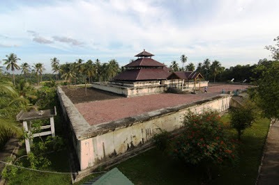 Wisata Religi Masjid Indrapuri, Aceh
