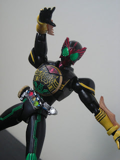 Bandai SH Figuarts Kamen Rider OOO TaToBa Combo